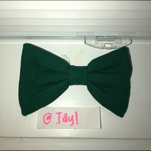 American Apparel Bow (s)